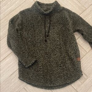 Maurice’s fleece pullover